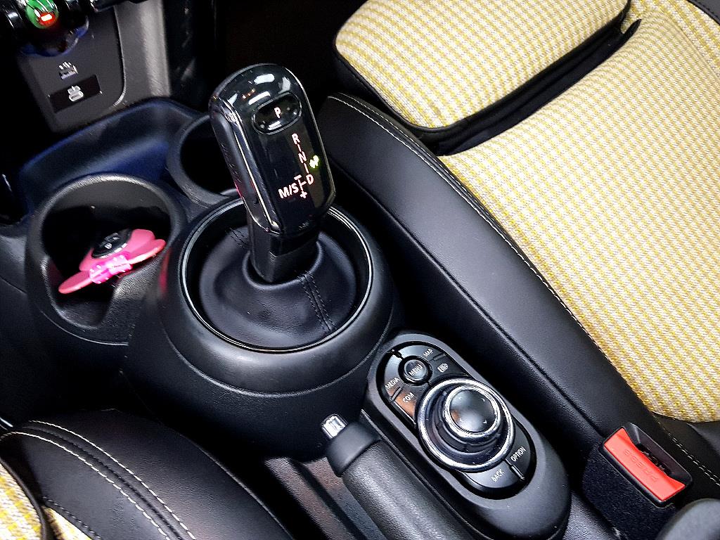 Mini Cooper - Vista 12