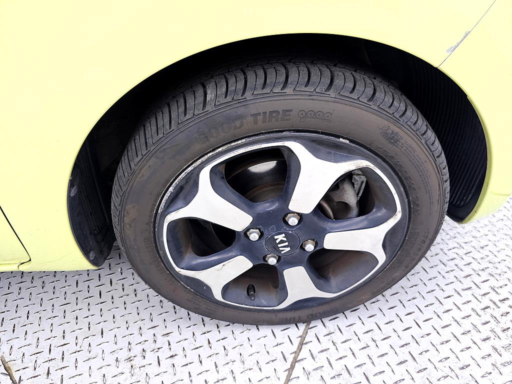 KIA Ray 2013 Amarillo - Importación desde Corea - HF Imports Iquique - Foto 20