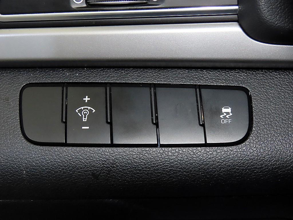 HYUNDAI Avante 2017 - Importación desde Corea - HF Imports Iquique - Foto 14