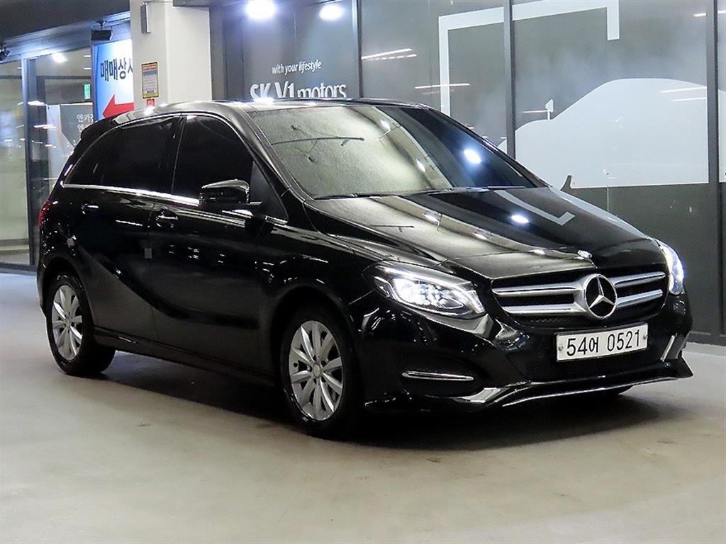 Mercedes Benz B Class (MY B) 2015 Negro - Importación desde Corea - HF Imports Iquique - Foto 1