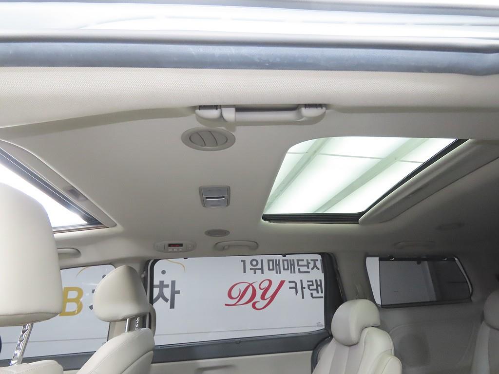 KIA Carnival 2019 Blanco - Importación desde Corea - HF Imports Iquique - Foto 13