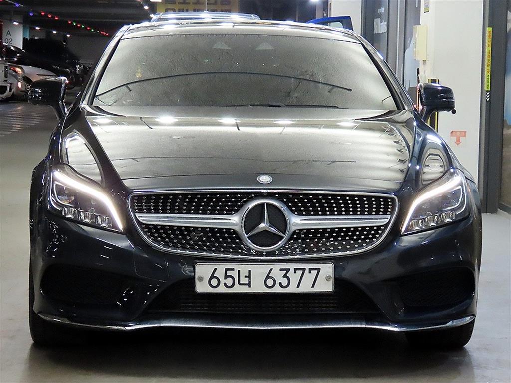 Mercedes Benz CLS Class - Vista 2
