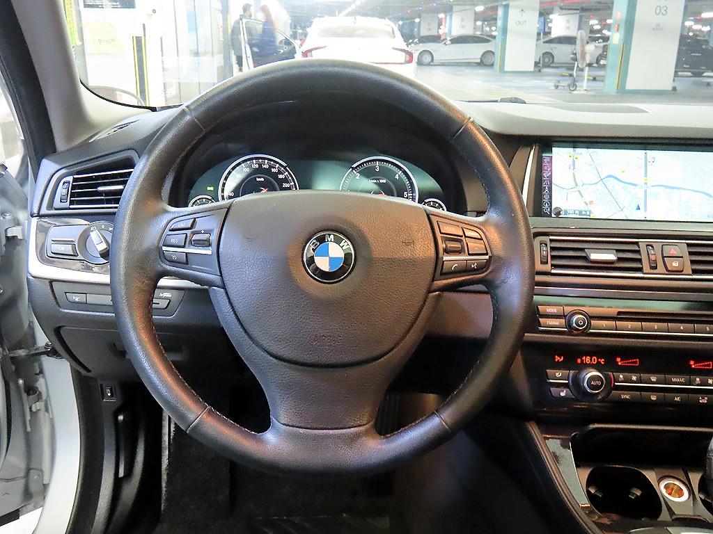BMW 5 Series - Vista 8