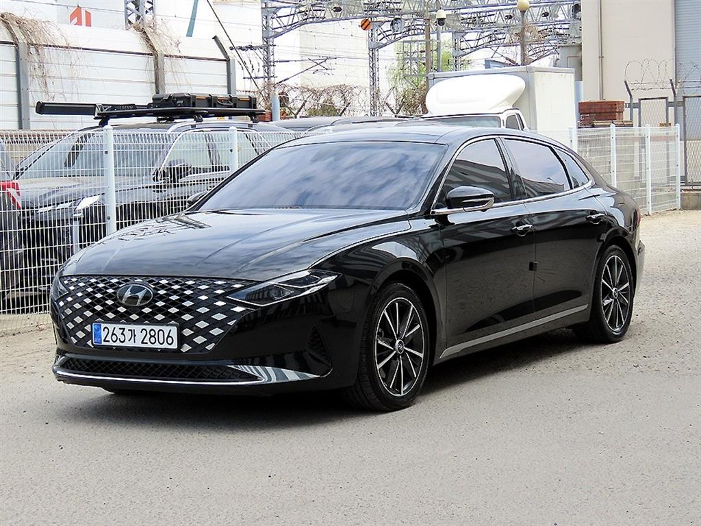 HYUNDAI Grandeur - Vista 3