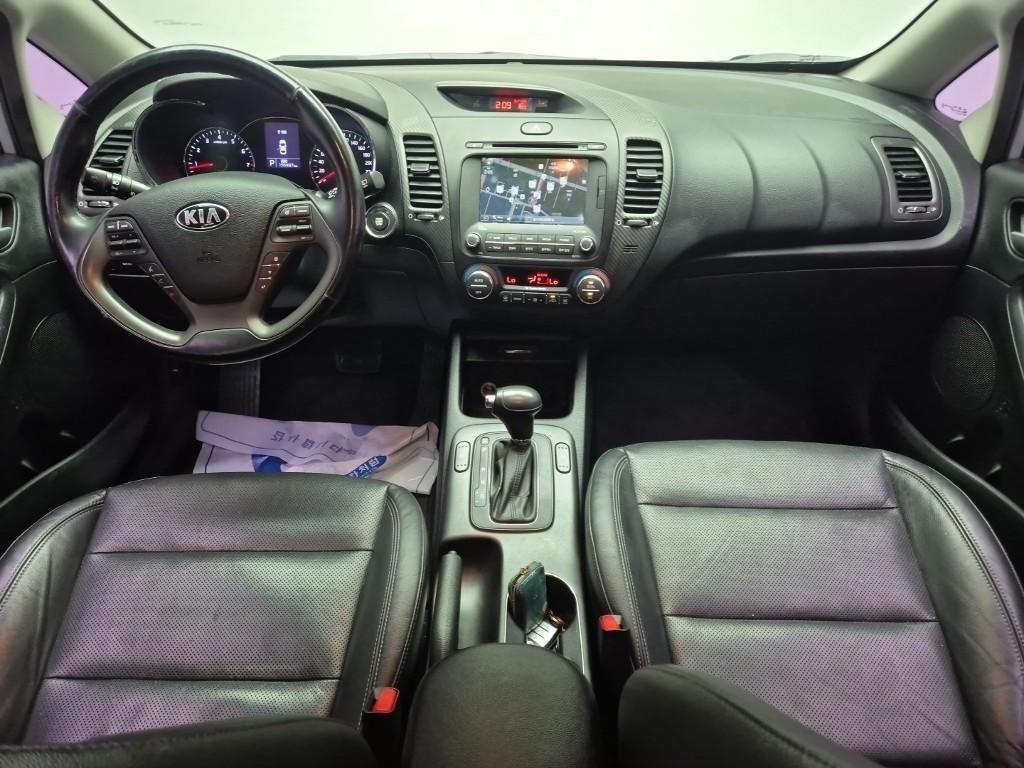 KIA K3 2014 Plateado - Importación desde Corea - HF Imports Iquique - Foto 17