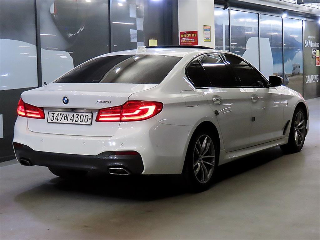 BMW 5 Series - Vista 4