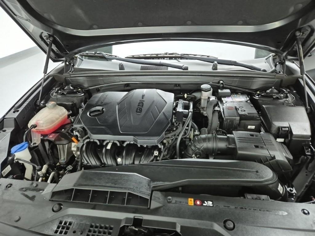 KIA K8 - Vista 5