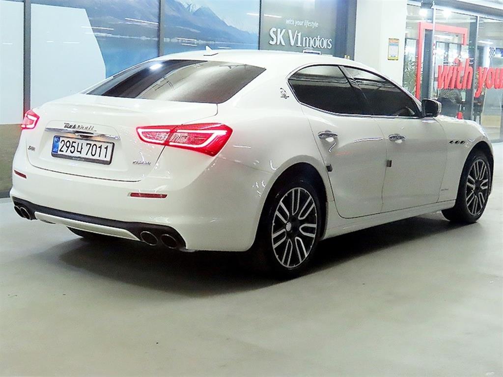 Maserati Ghibli - Vista 4