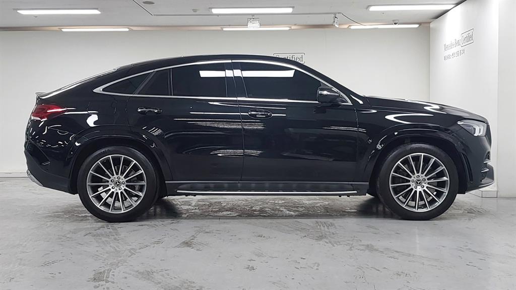 Mercedes Benz GLE Class - Vista 2
