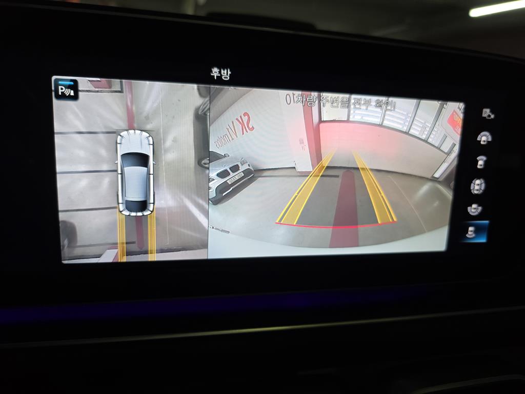 Mercedes Benz GLE Class - Vista 9