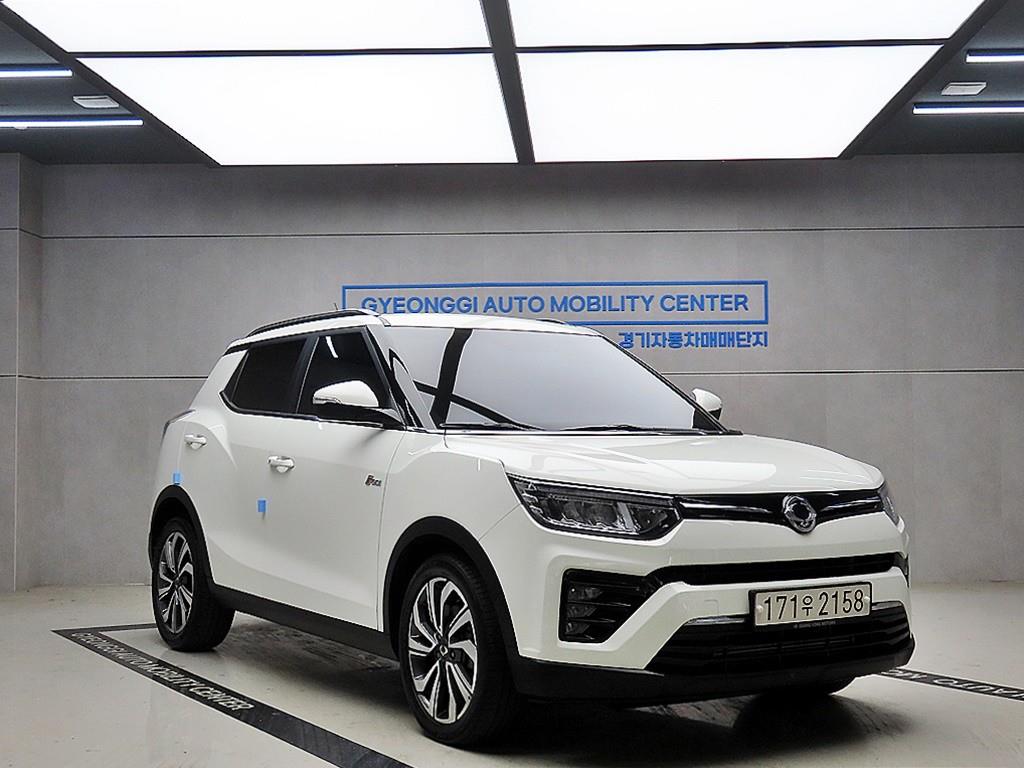 Ssangyong Tivoli 2020 Blanco - Importación desde Corea - HF Imports Iquique - Foto 1