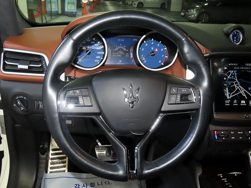 Maserati Ghibli - Vista 8