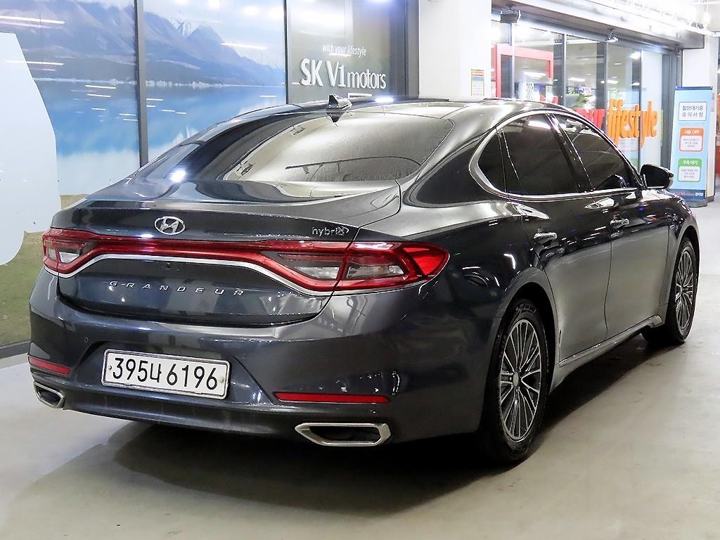 HYUNDAI Grandeur - Vista 4