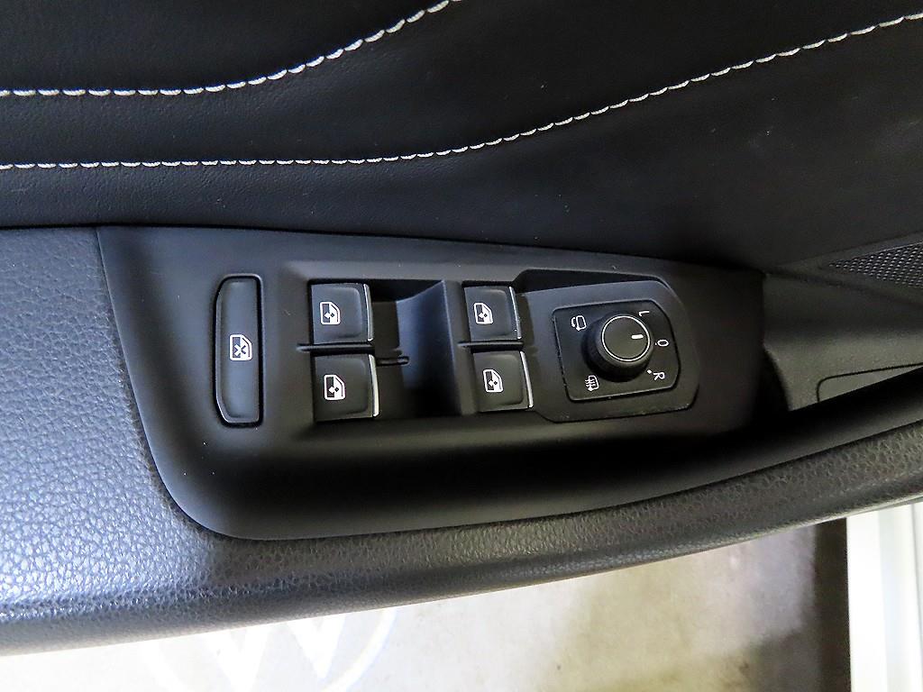 Volkswagen Arteon 2023 Blanco - Importación desde Corea - HF Imports Iquique - Foto 13