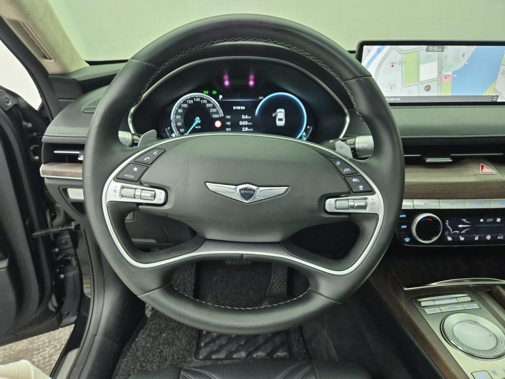 Genesis G80 - Vista 9
