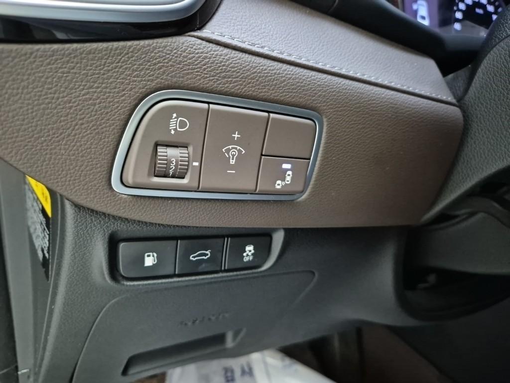 HYUNDAI Grandeur - Vista 6