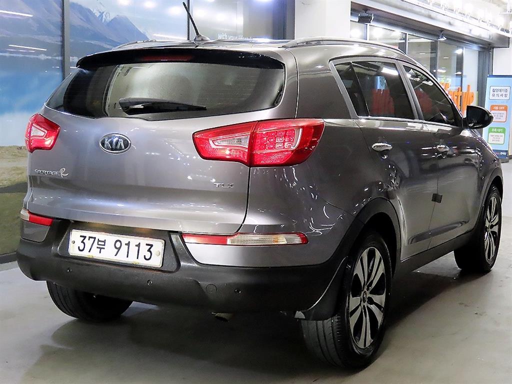 KIA Sportage - Vista 4