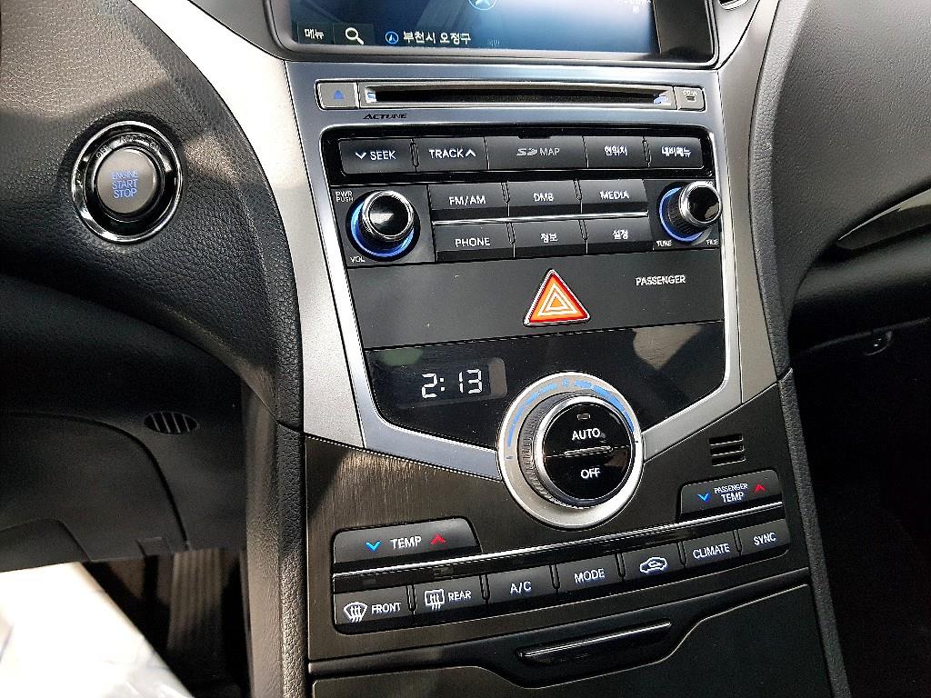 HYUNDAI Grandeur - Vista 11