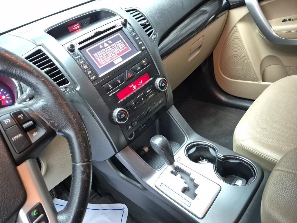 KIA Sorento - Vista 9
