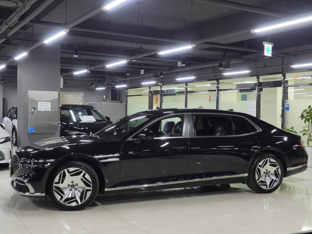 Genesis G90 - Vista 2