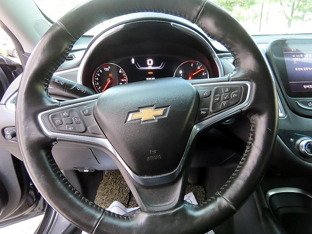Chevrolet Malibu - Vista 8