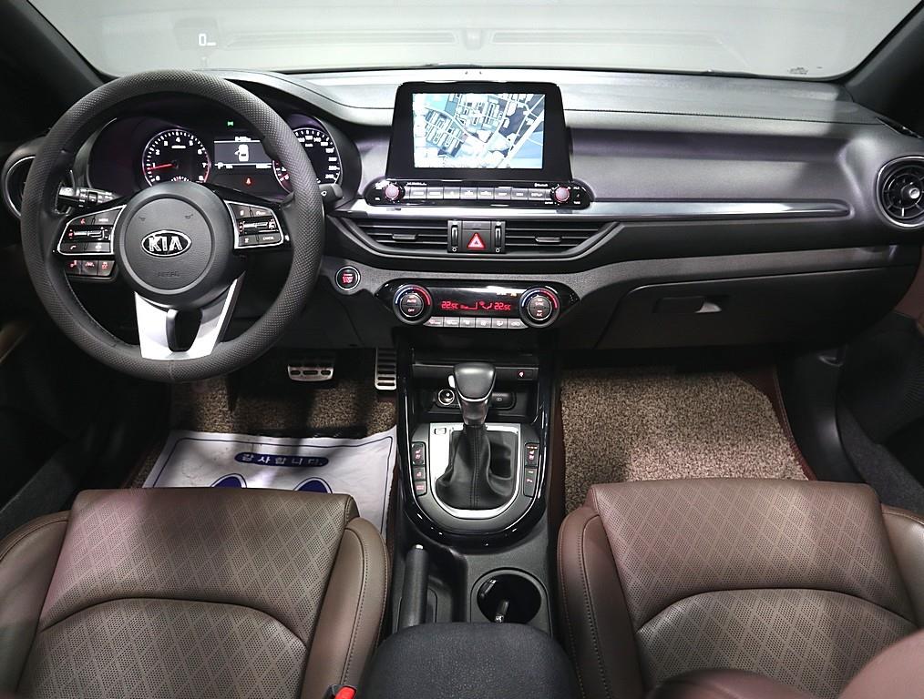KIA K3 - Vista 5