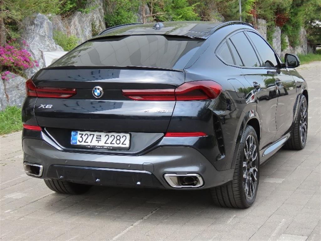 BMW X6 - Vista 5