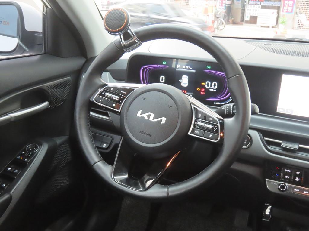 KIA Seltos 2024 Blanco - Importación desde Corea - HF Imports Iquique - Foto 18