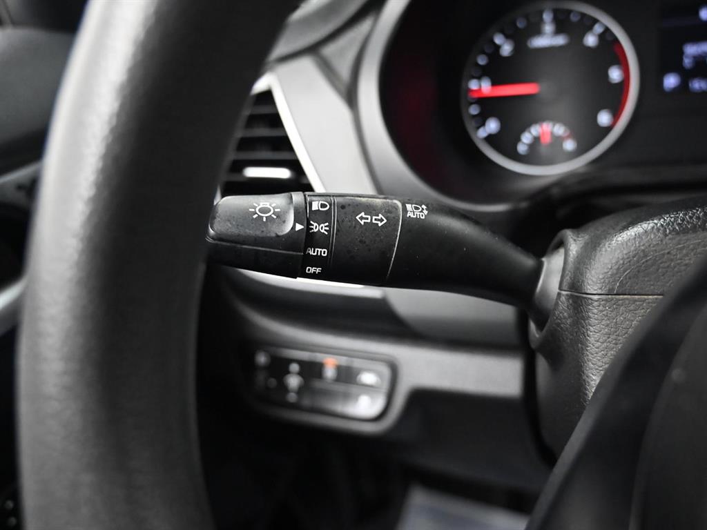 KIA Seltos 2022 Blanco - Importación desde Corea - HF Imports Iquique - Foto 17