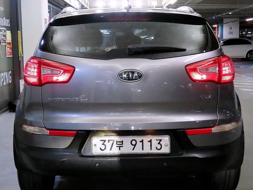 KIA Sportage - Vista 5
