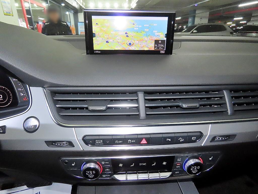 Audi Q7 - Vista 11