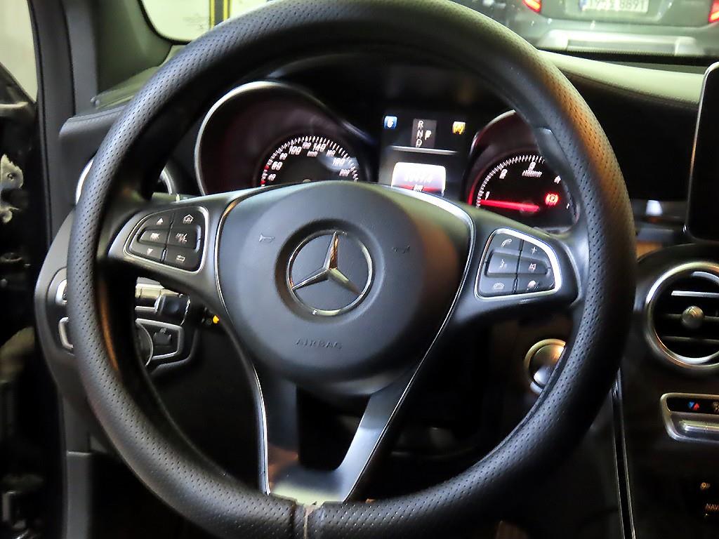 Mercedes Benz GLC Class - Vista 8