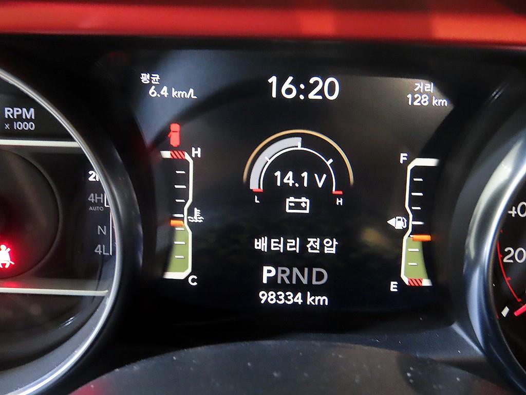 Jeep Wrangler - Vista 9