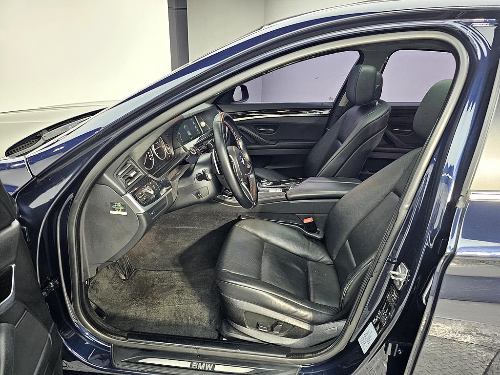 BMW 5 Series - Vista 8