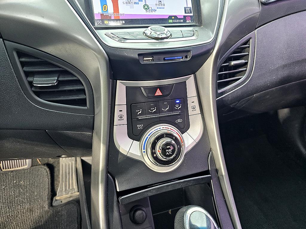 HYUNDAI Avante 2012 Blanco - Importación desde Corea - HF Imports Iquique - Foto 13