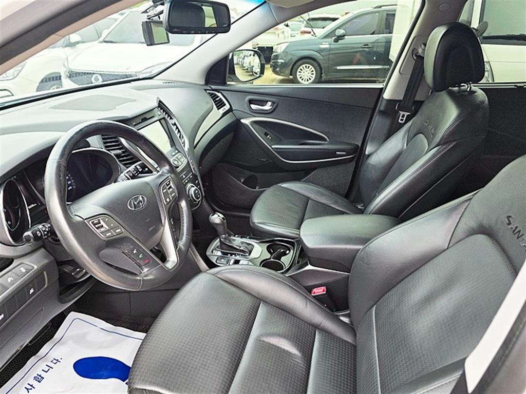 HYUNDAI Santa Fe - Vista 6