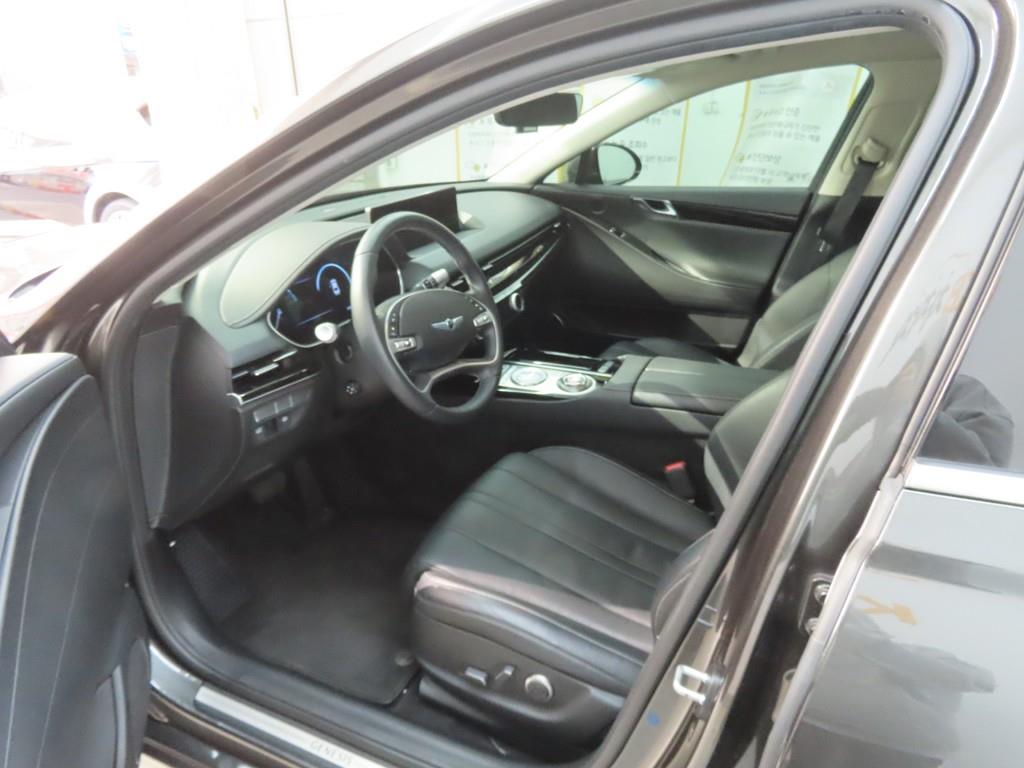 Genesis G80 - Vista 5