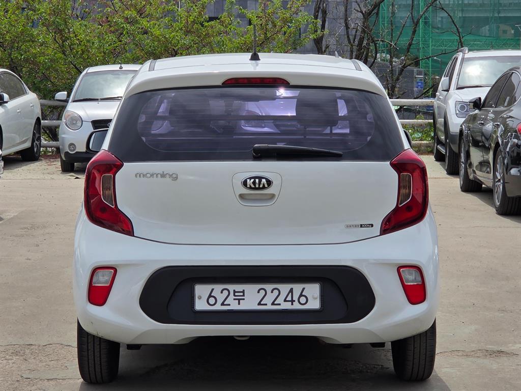 KIA Morning - Vista 3