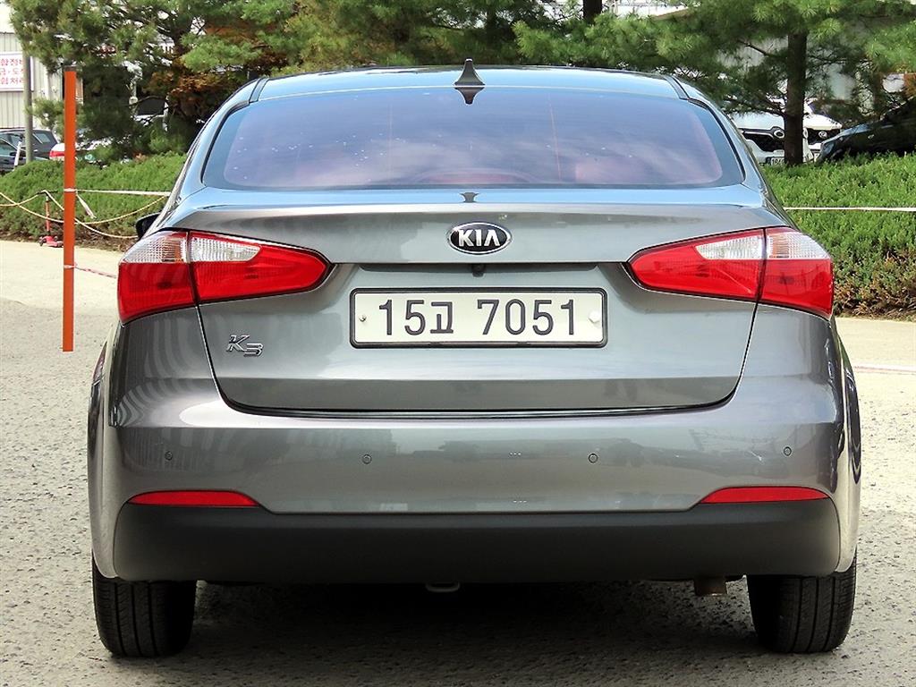 KIA K3 - Vista 4