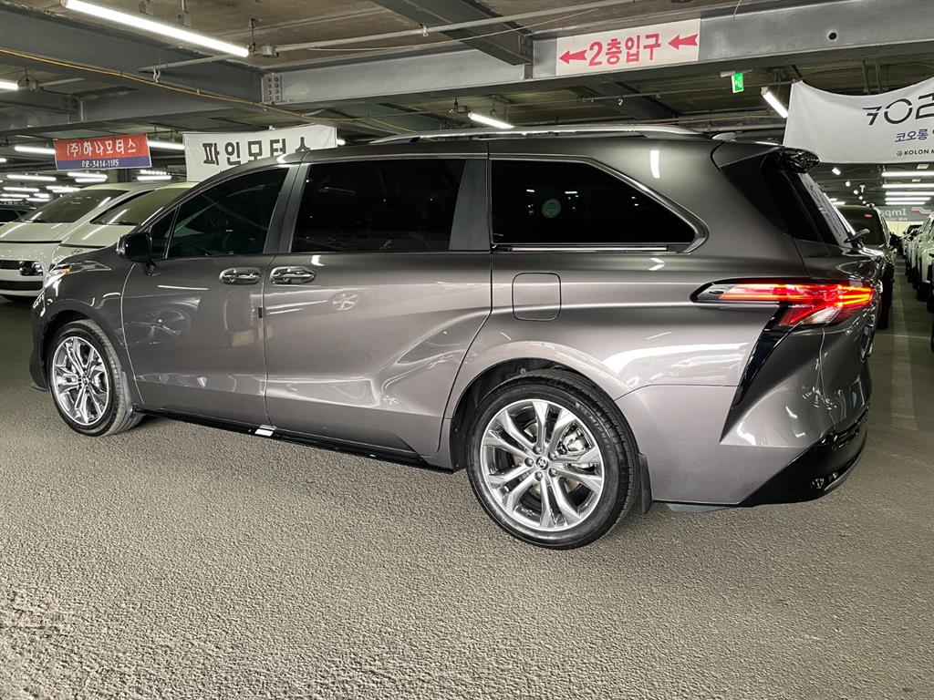 Toyota Siena - Vista 4