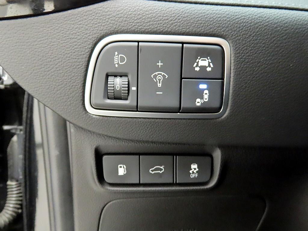 HYUNDAI Grandeur - Vista 12