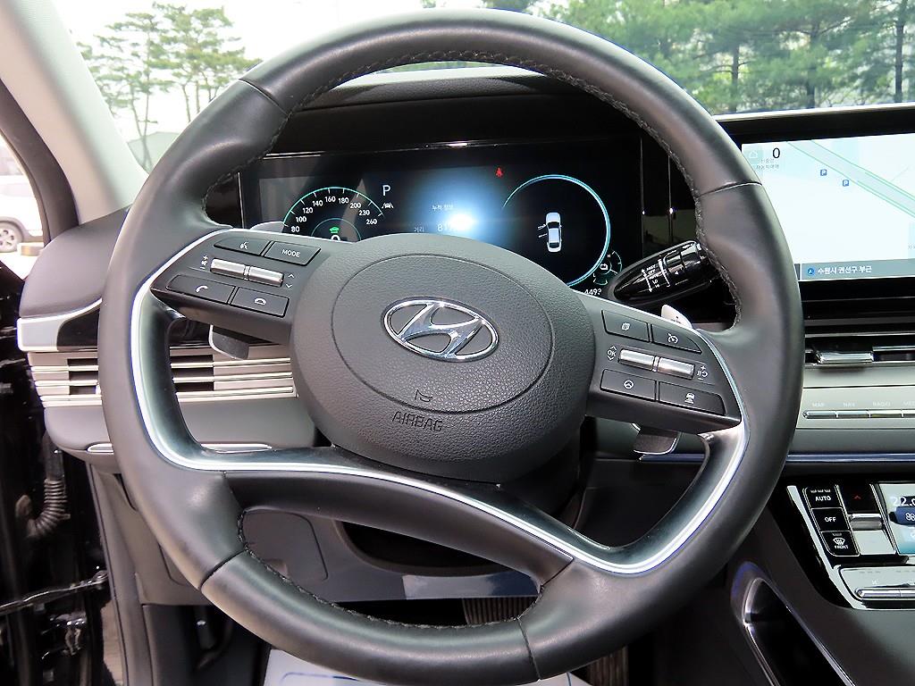 HYUNDAI Grandeur - Vista 8
