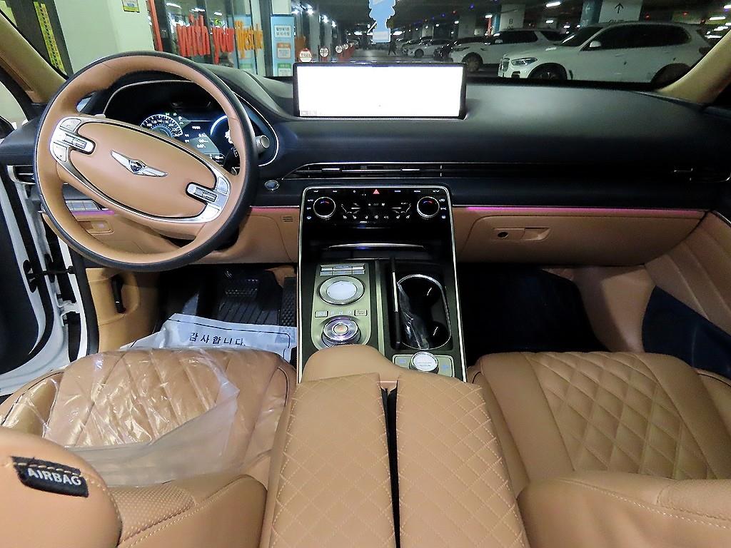 Genesis GV80 - Vista 10