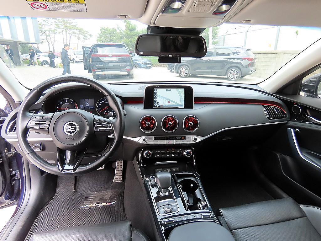 KIA Stinger - Vista 7