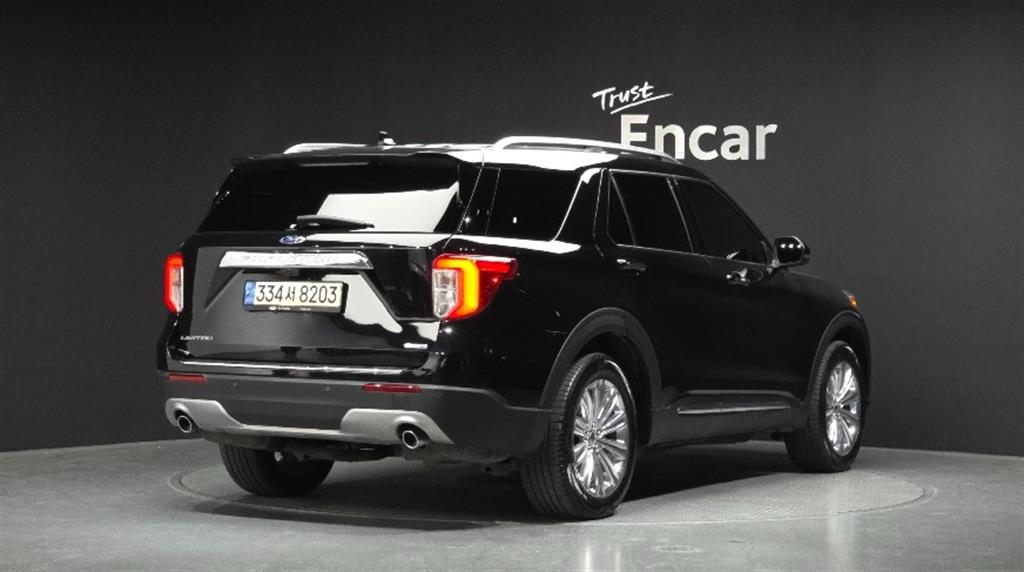 Ford Explorer - Vista 2