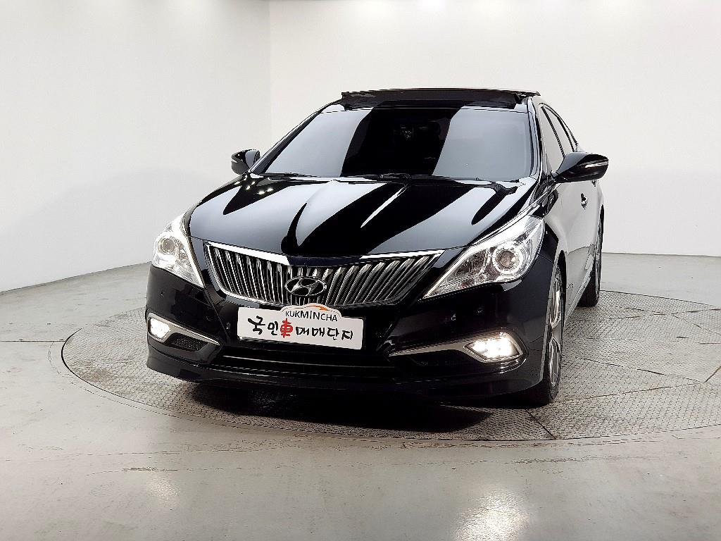 HYUNDAI Grandeur - Vista 2