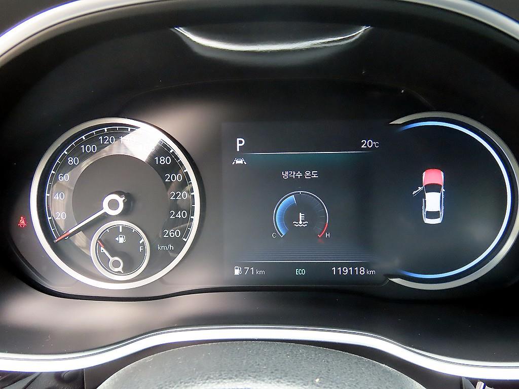 Genesis G80 - Vista 9