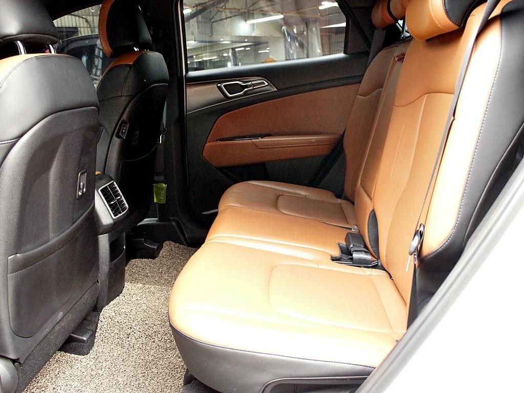 KIA Sportage - Vista 11