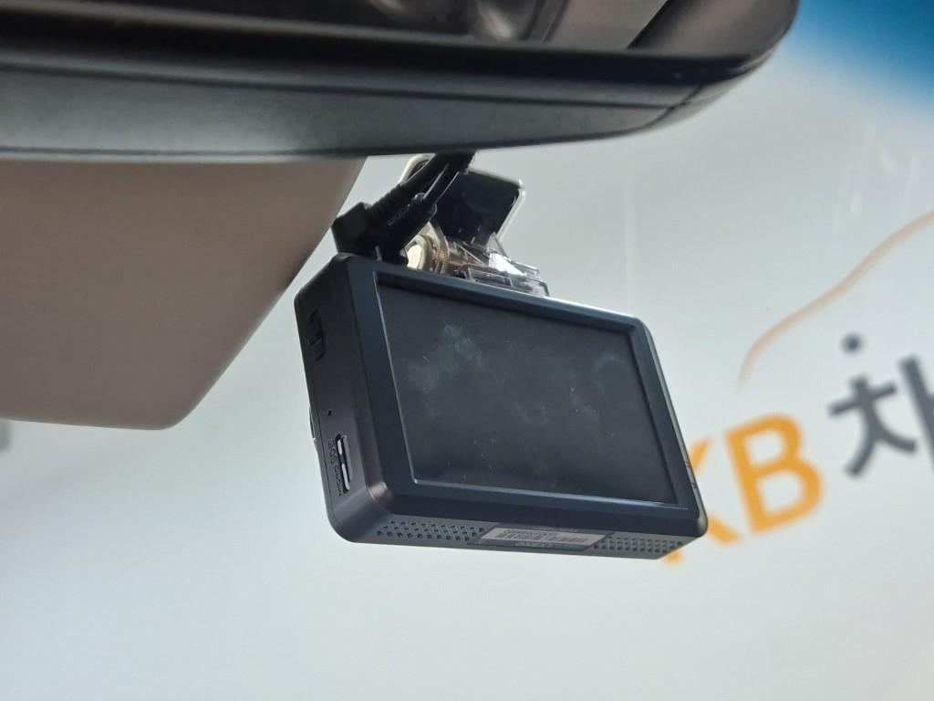 Genesis GV80 - Vista 10