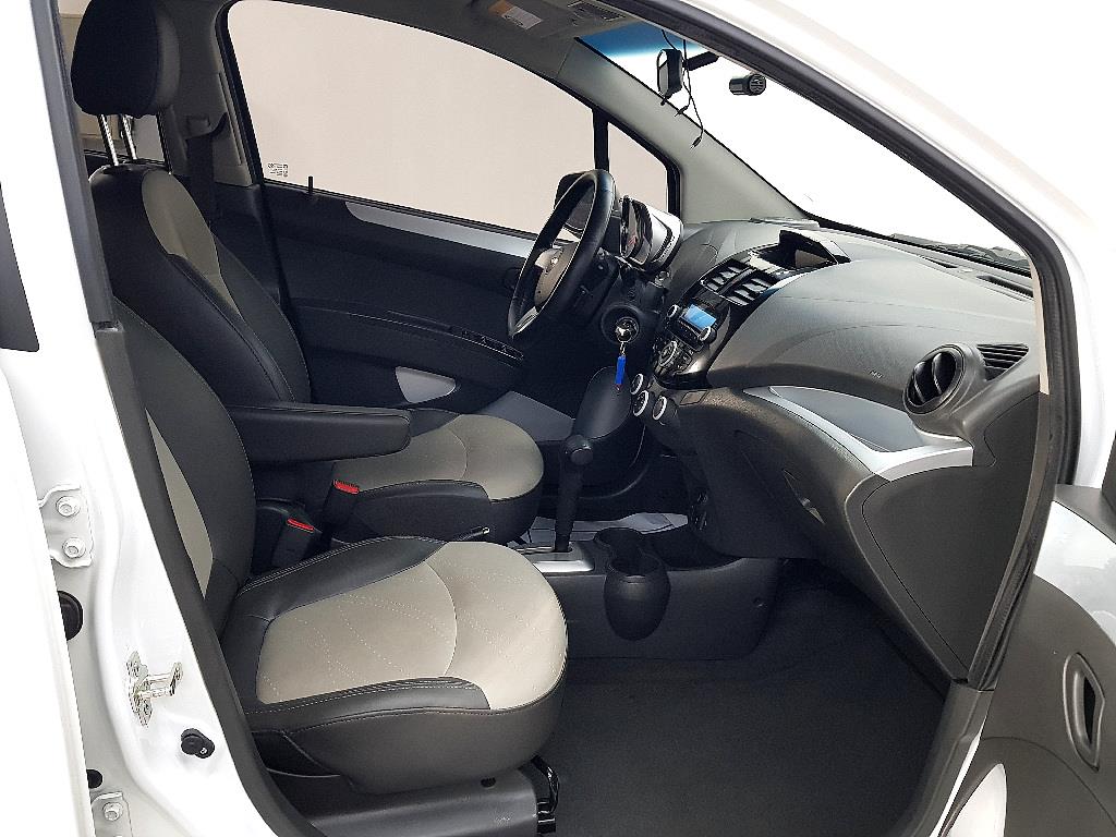 Chevrolet Spark - Vista 3